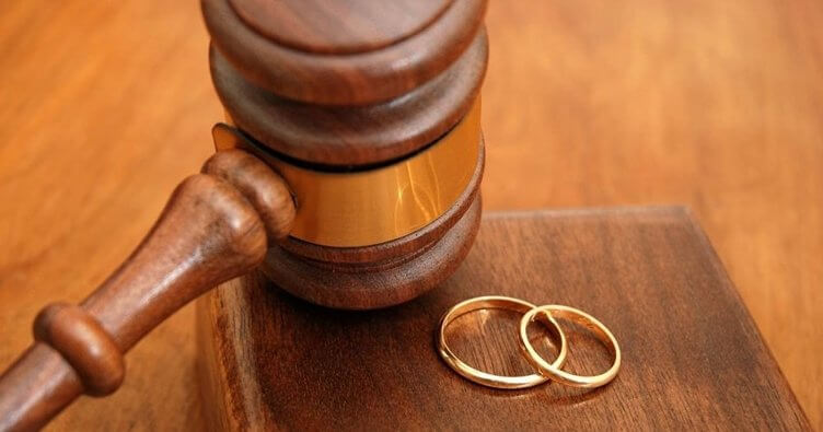 Koçak Hukuk | Yurt Dışında Boşananlar Ne Yapmalı?